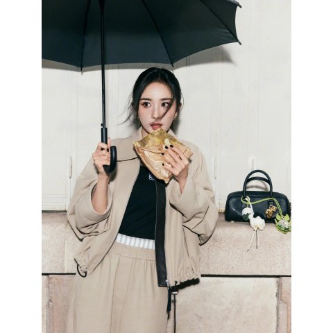 Loewe Amazona 23 cropped bag