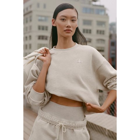 alo yoga Accolade Crew Neck Pullover