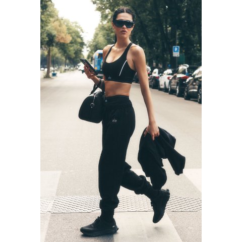 alo yoga Accolade Sweatpant Black