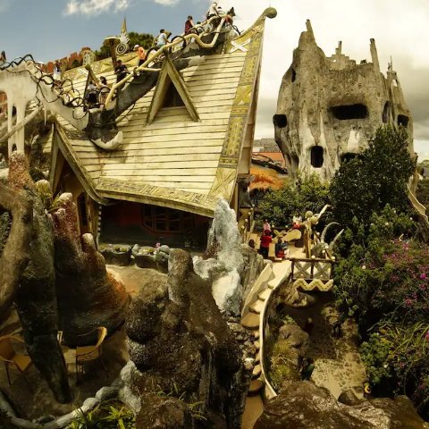 Crazy House