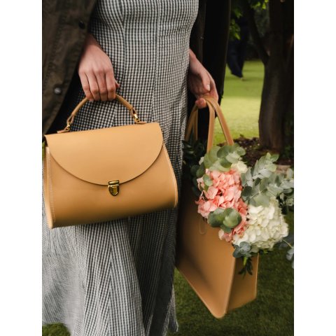 The Poppy Handbag Beige
