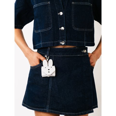 Cambridge Satchel Miffy AirPods Pro Case