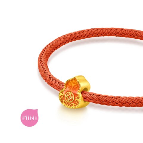 Chow Sang Sang Blessings 999 Gold Gourd Pendant