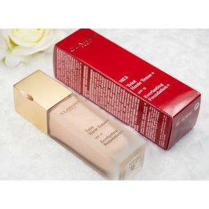 Clarins Everlasting Foundation+ SPF 15