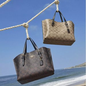 Commuting Champion | COACH Outlet Tote Bags Up to 70% Off