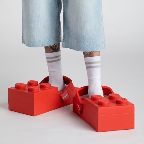 Crocs LEGO Brick Clog
