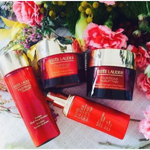 Estee Lauder Nutritious Vitality8™ Radiant Dual-Phase Emulsion