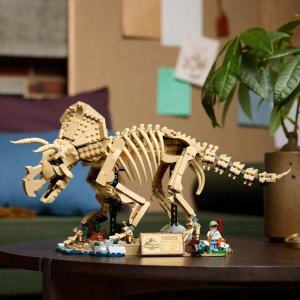 New Arrivals： LEGO Jurassic World