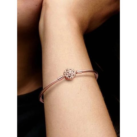 Pandora FINAL SALE - Pandora Moments Sparkling Snowflake Clasp Bangle