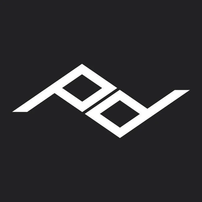 Peak Design logo
