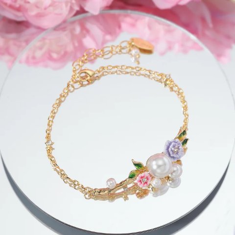 Selenichast Gold Wild Rose Pearl Bracelet