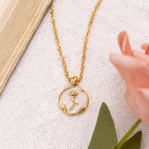 Selenichast Rose Pendant Necklace Gold