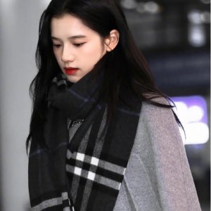 SHOP SIMON Friends & Family Sale