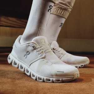 New Markdowns： SHOP SIMON ON Running Sale