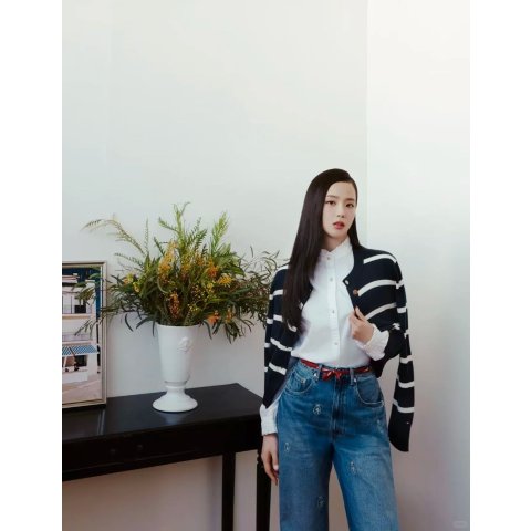 Tommy Hilfiger Cropped Oxford Shirt with Ruffle Trim