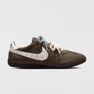 Urban Outfitters Nike Shoes Sale