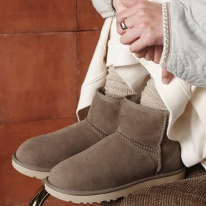 Zappos UGG Sale